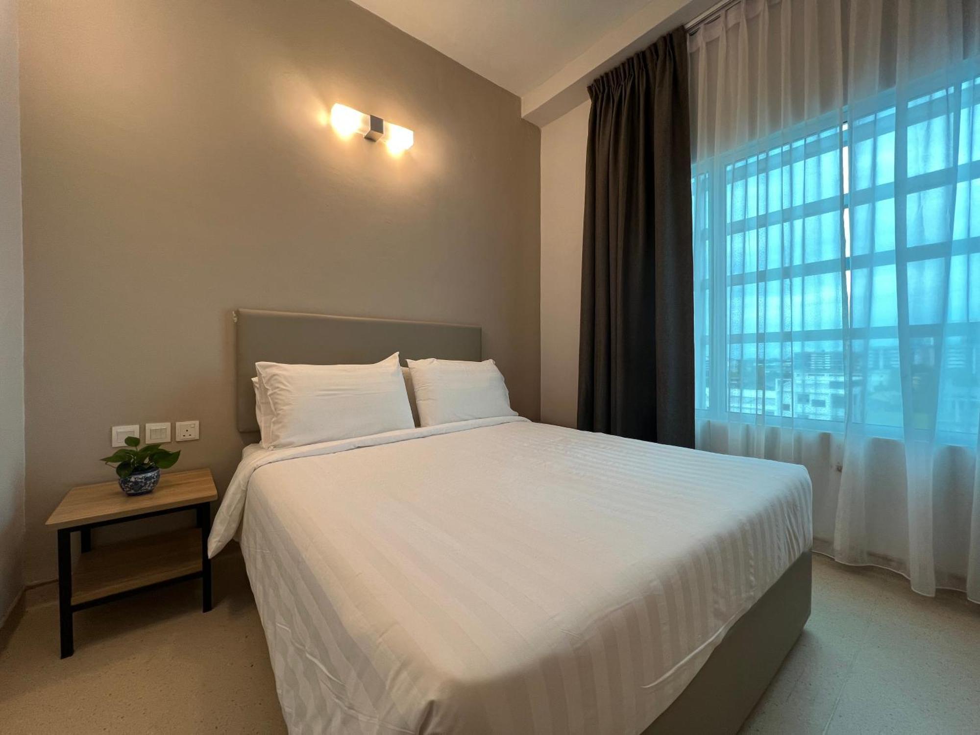 Serapi Verdure Hotel Кучінг Екстер'єр фото