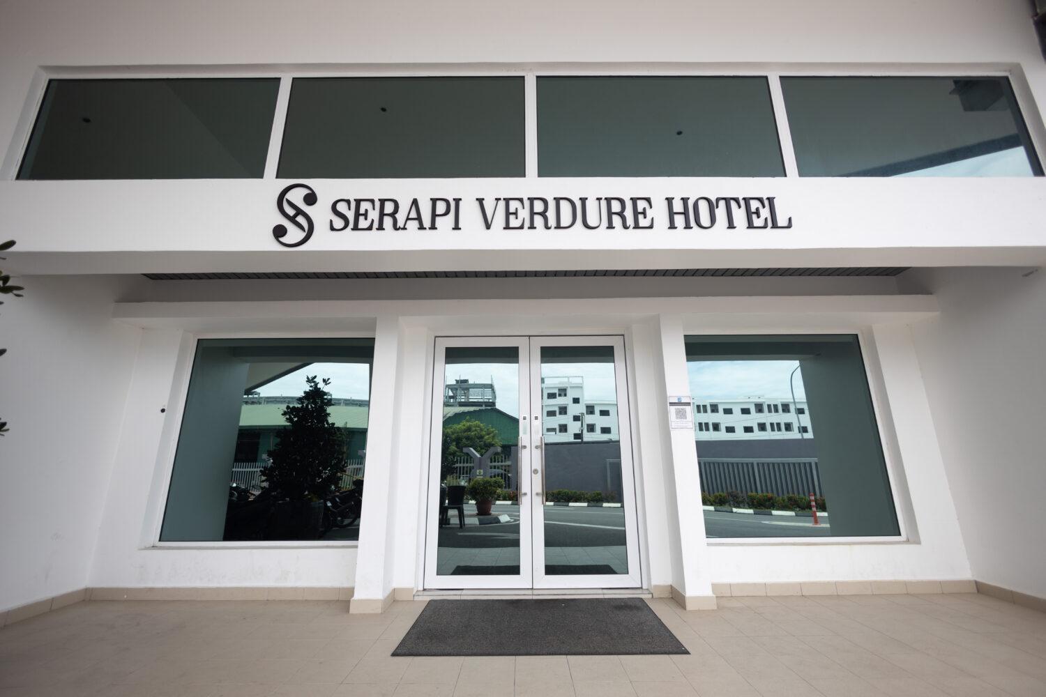 Serapi Verdure Hotel Кучінг Екстер'єр фото